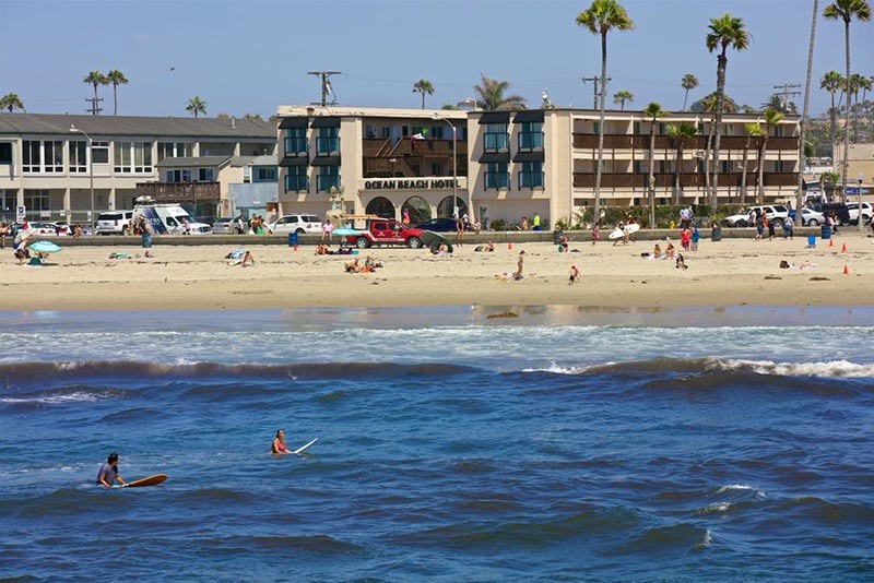 Praia Ocean Beach em San Diego