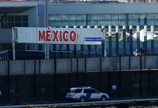 Como atravessas a fronteira dos EUA para Tijuana no México