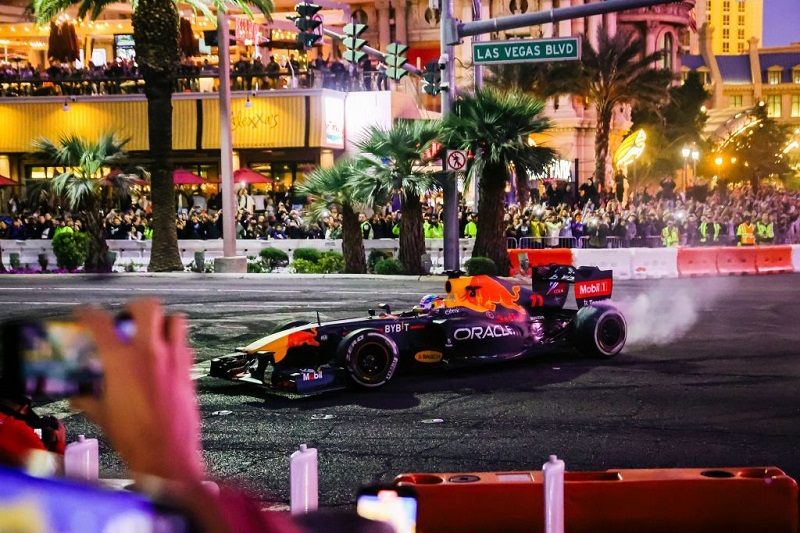 Carro da equipe Red Bull em Las Vegas