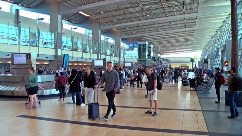 Pessoas no Aeroporto Internacional de San Diego