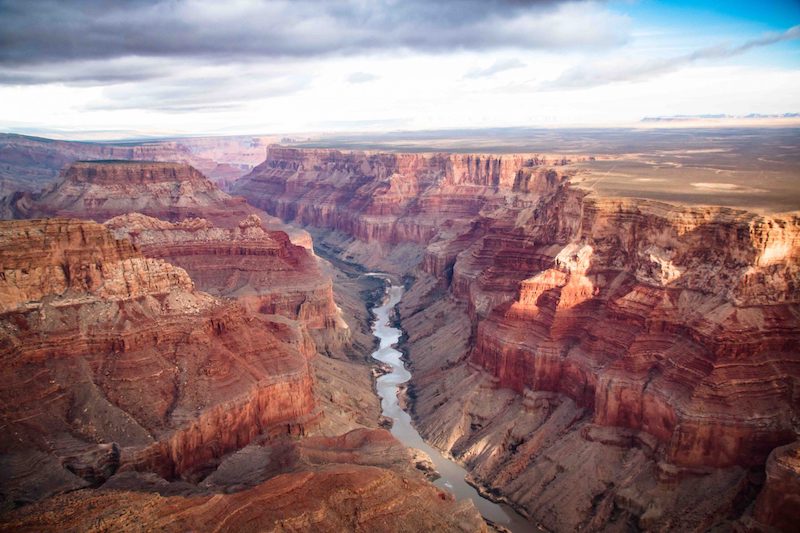 Vista do Grand Canyon e do rio Colorado